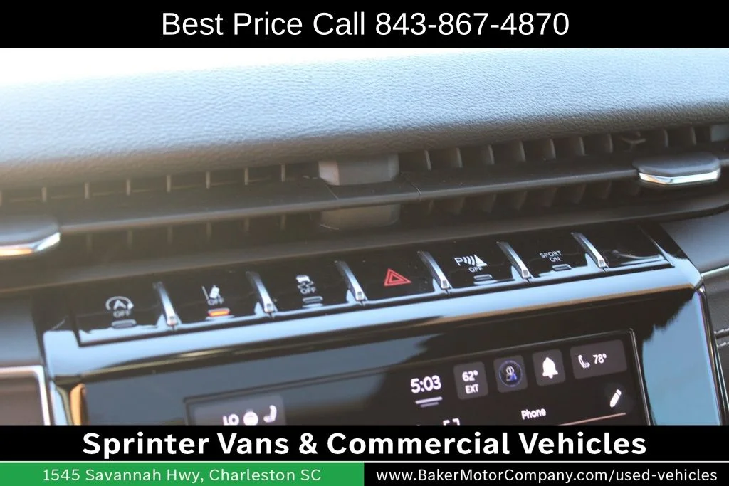 Used 2023 Diamond Black Jeep Altitude X image 21