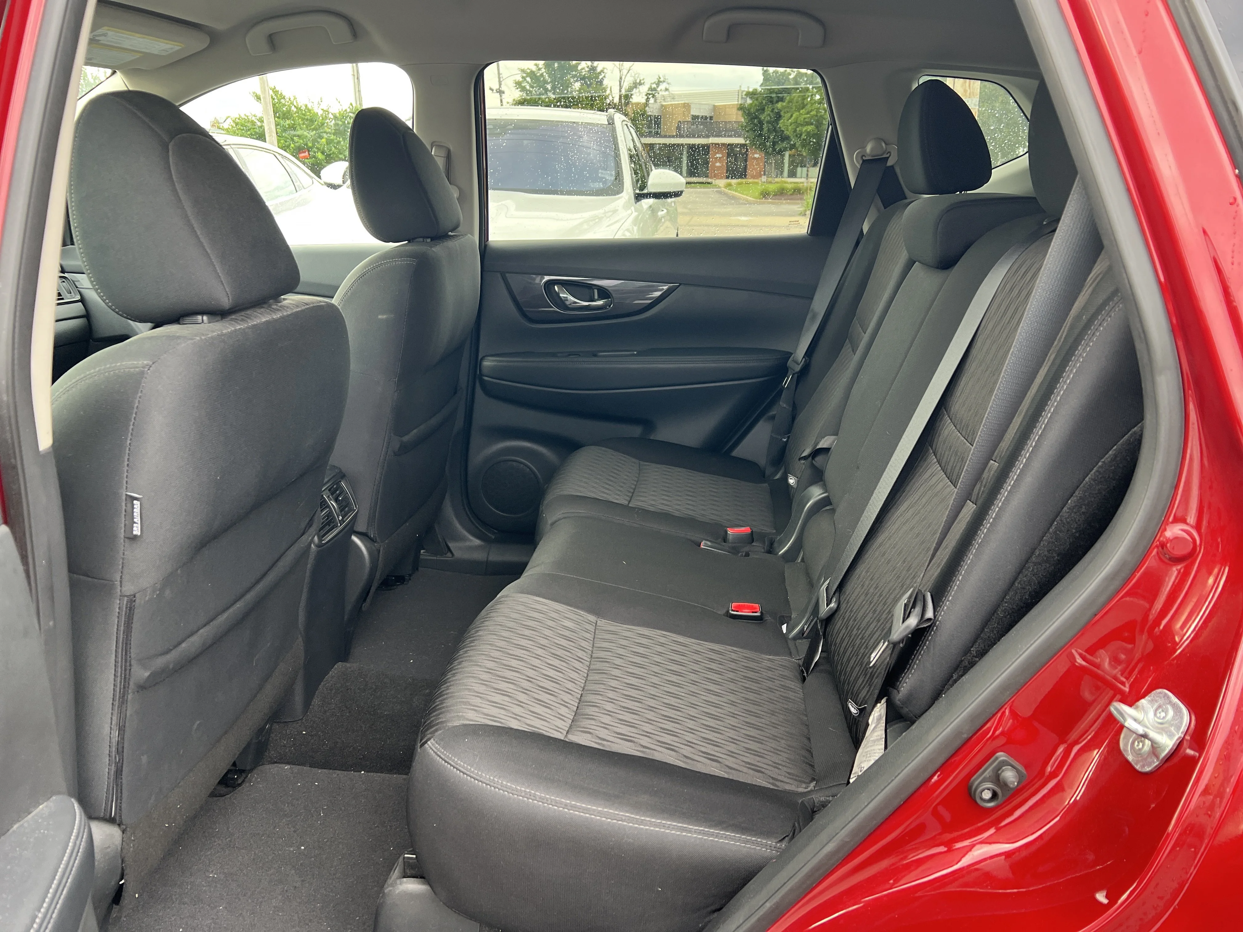 Used 2018 Scarlet Ember Nissan SV image 8