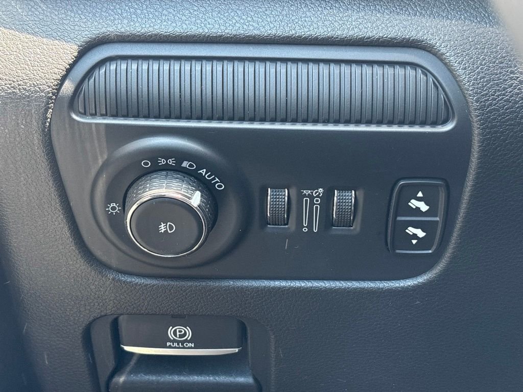 2024 Jeep Wagoneer L Series II - Photo 29