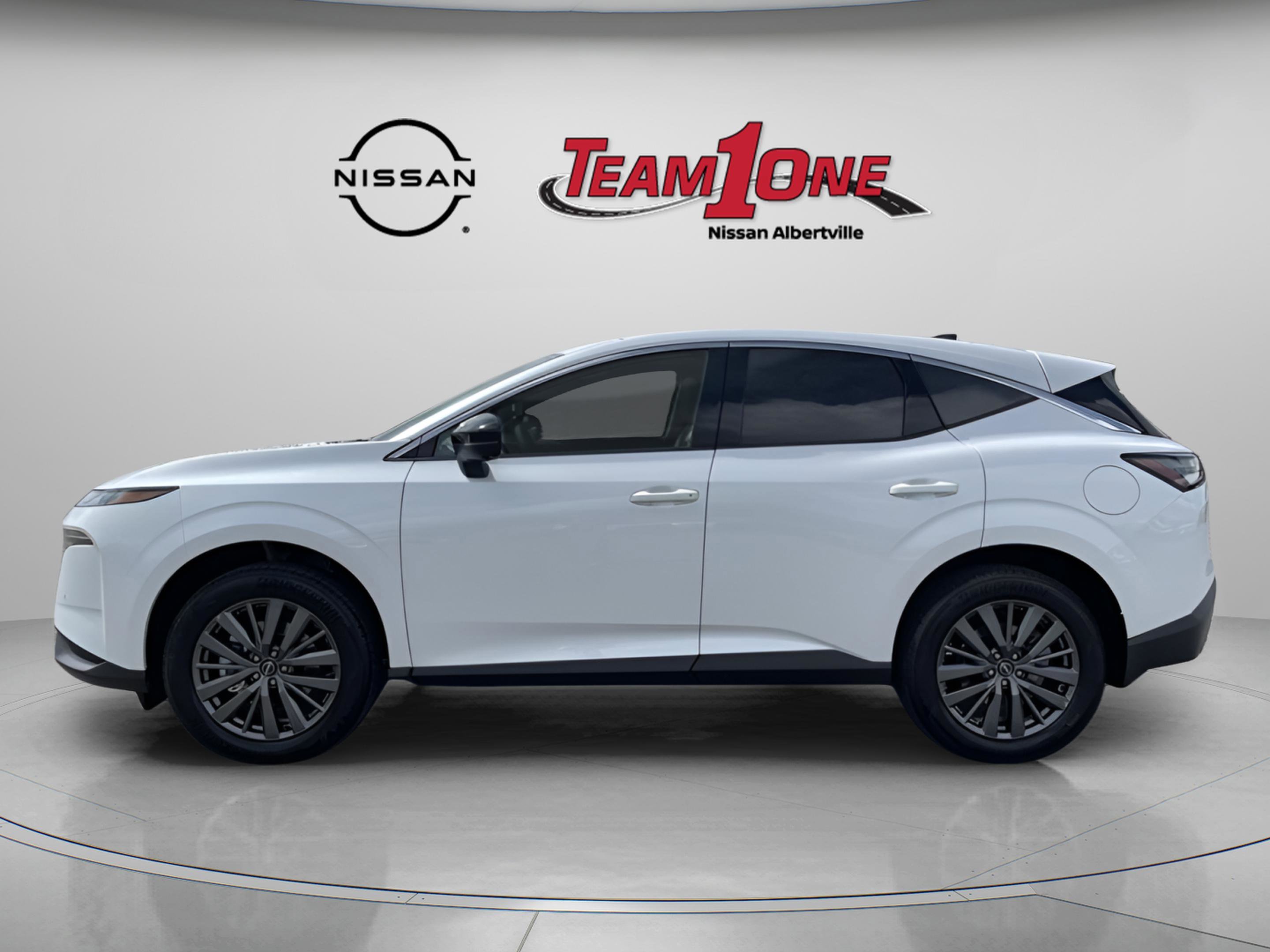 New 2026 Everest White Pearl TriCoat Nissan SL image 4