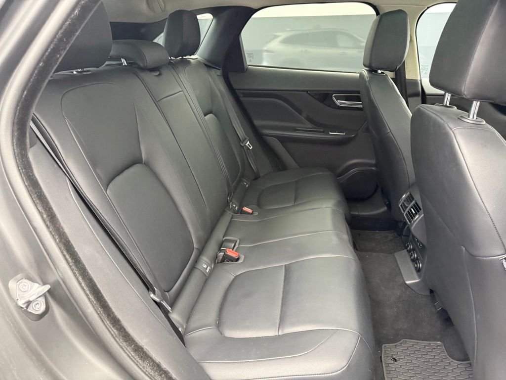 Used 2019 Silver Jaguar 25t Premium image 71