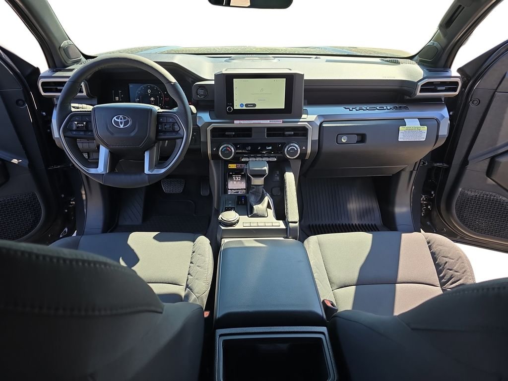 2025 Toyota Tacoma SR5 - Photo 11