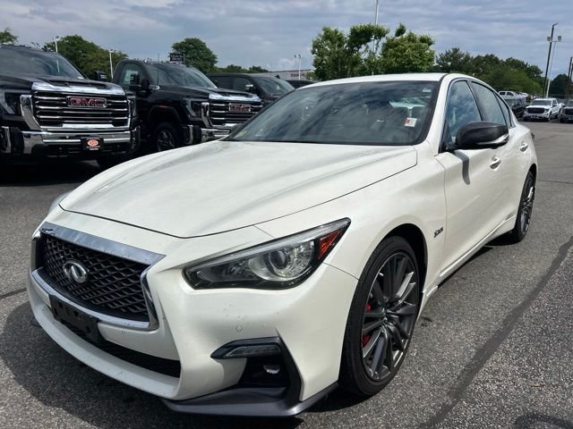 Used 2019 White INFINITI Red Sport 400 image 6