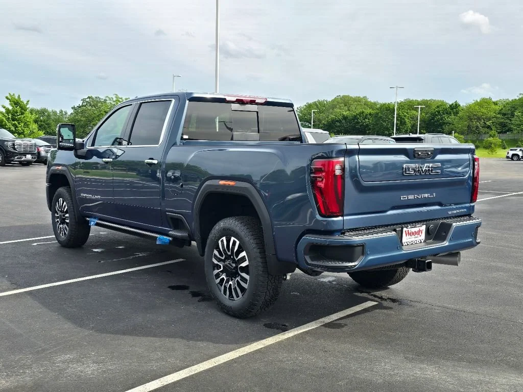 2026 GMC Sierra 2500HD Denali Ultimate - Photo 8