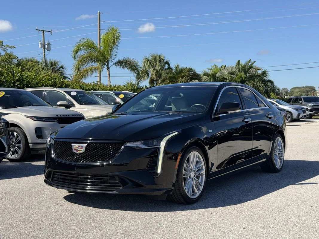 2023 Cadillac CT4