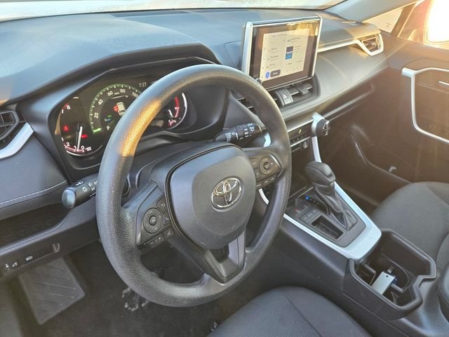 Used 2025 White Toyota XLE image 10