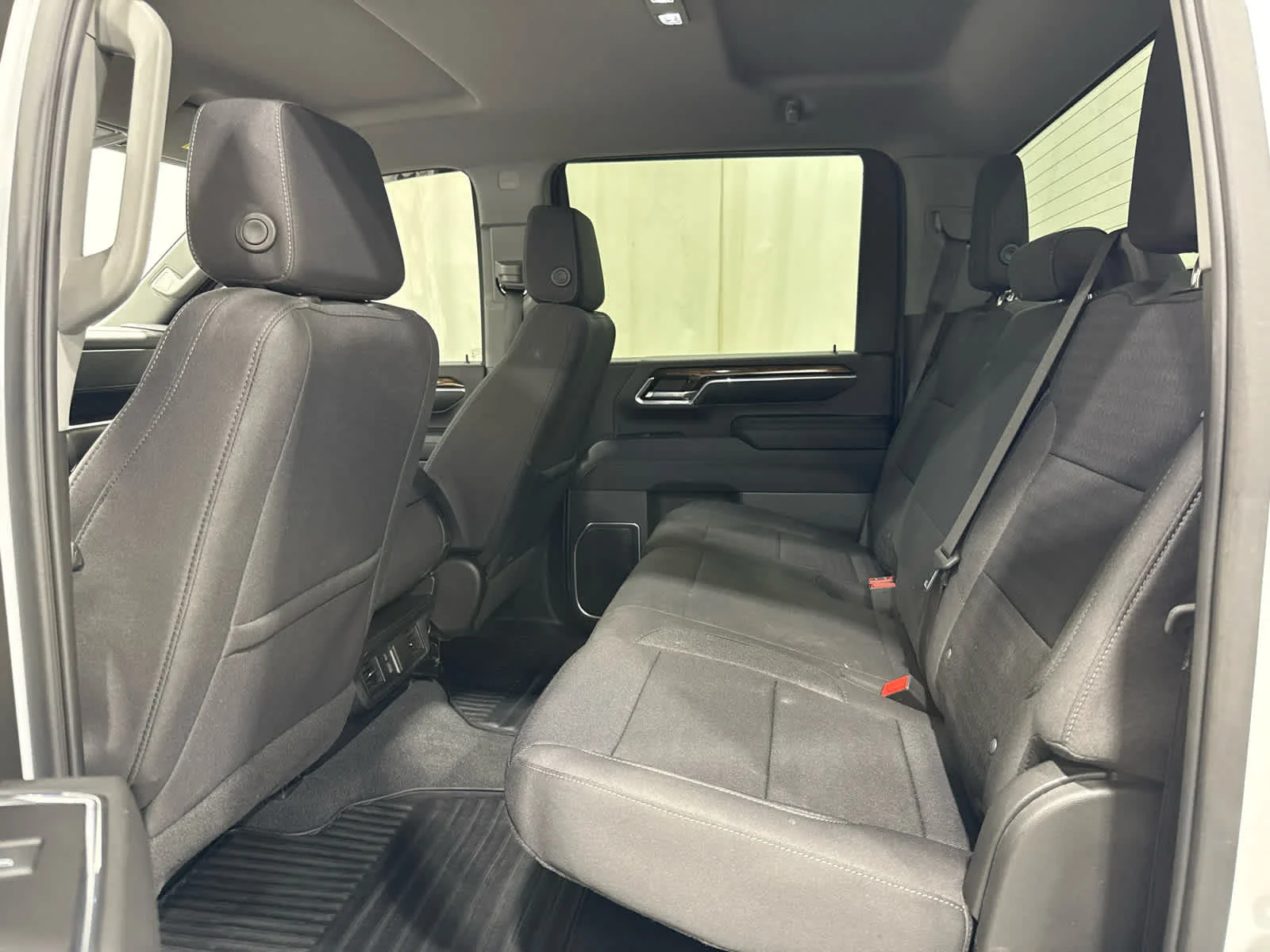 Certified Used 2024 Summit White GMC SLE image 12