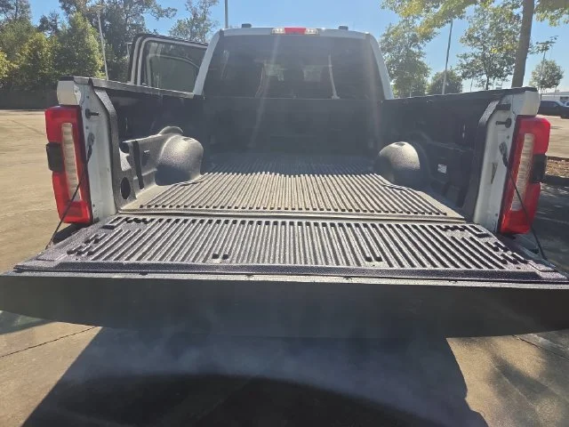 Used 2026 White Ford Lariat image 26