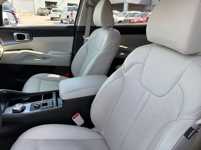 Certified Used 2025 Beige Kia EX image 19