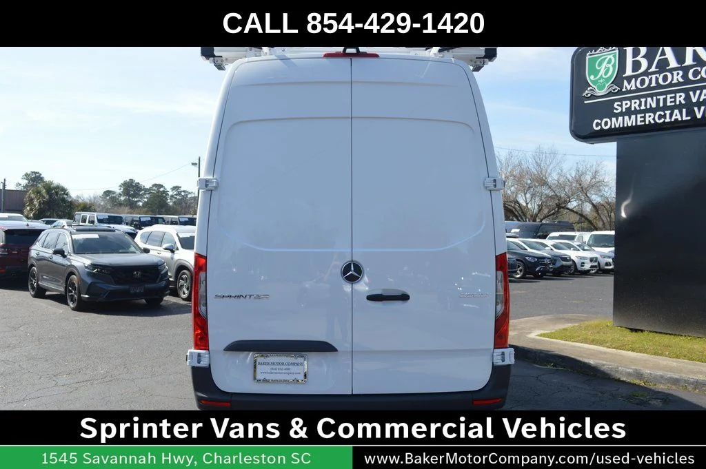 New 2026 Arctic White Mercedes-Benz Cargo 144 WB image 21