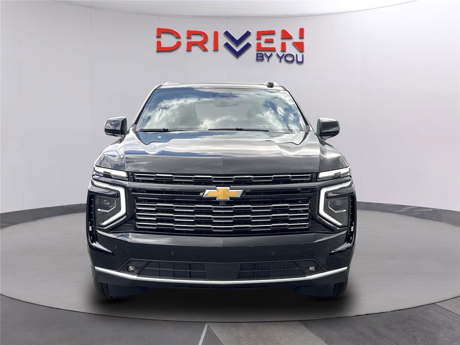 2026 Chevrolet Suburban High Country - Photo 9