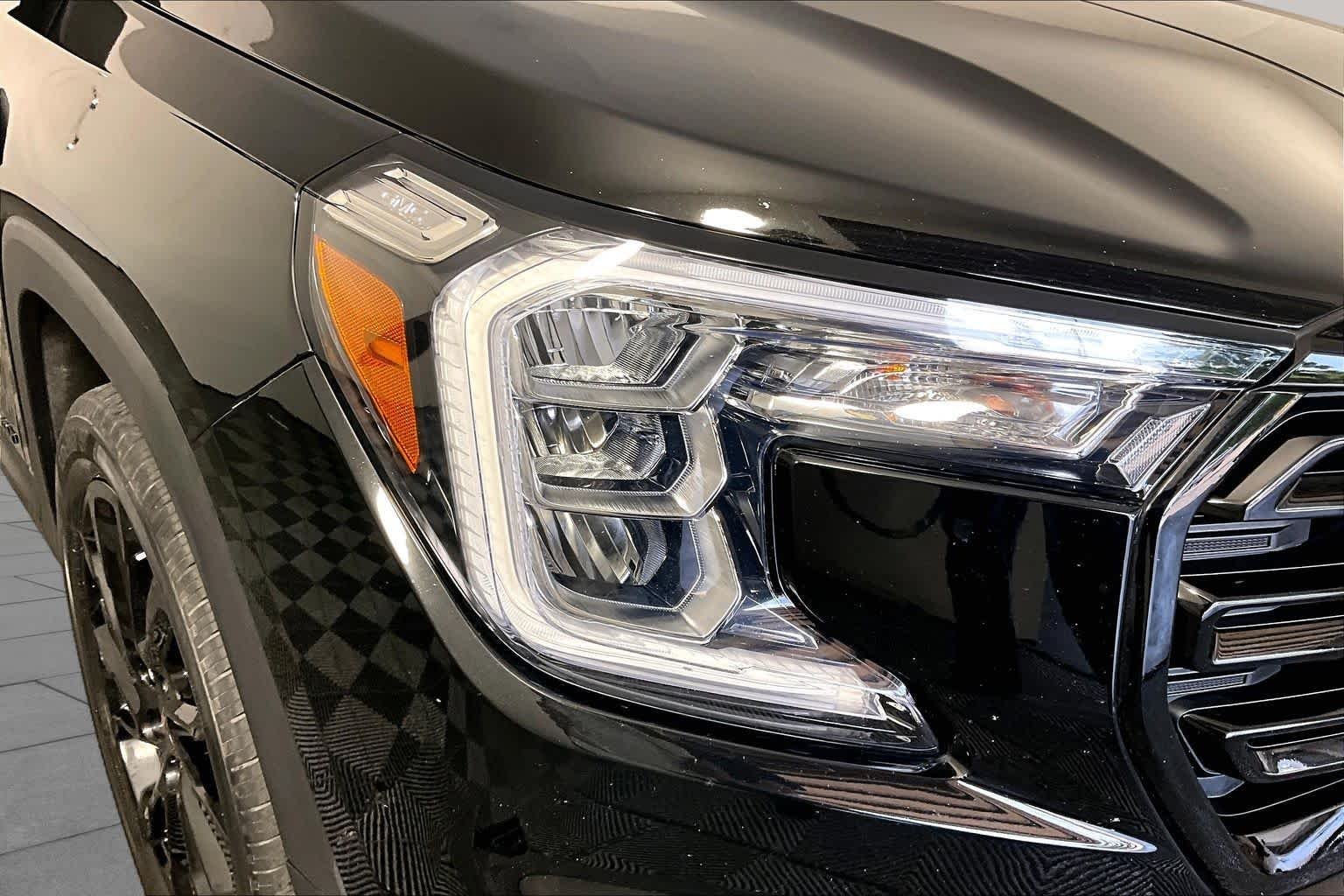 2024 GMC Terrain SLT - Photo 27
