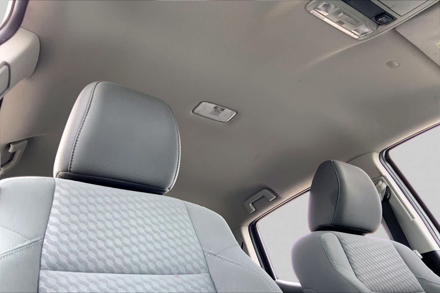 Used 2021 Super White Toyota SR5 image 14