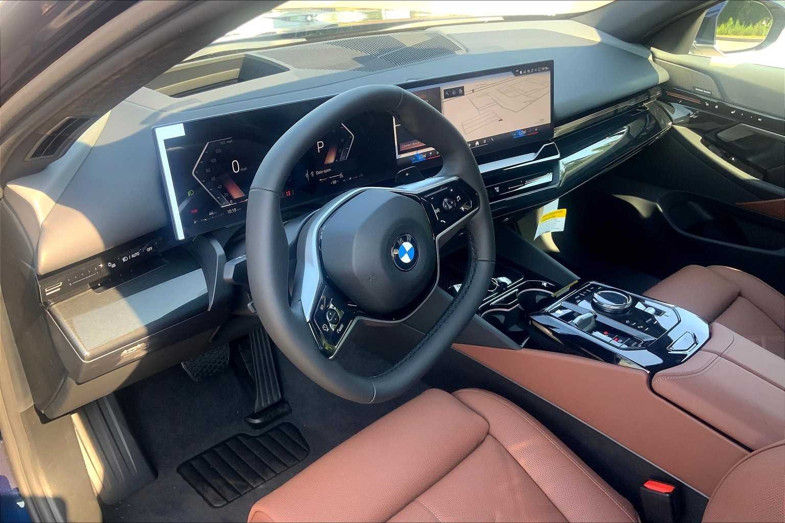 2026 BMW 5 Series 530i - Photo 9