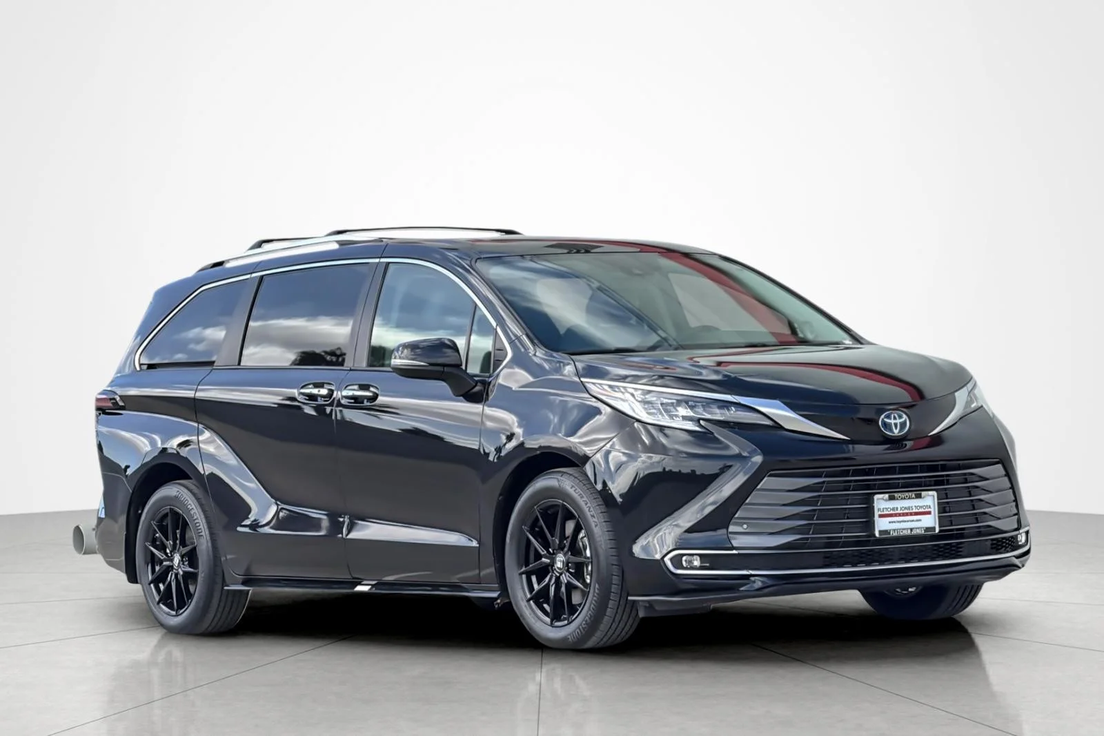 Certified Used 2022 MIDNIGHT BLACK Toyota Limited image 7