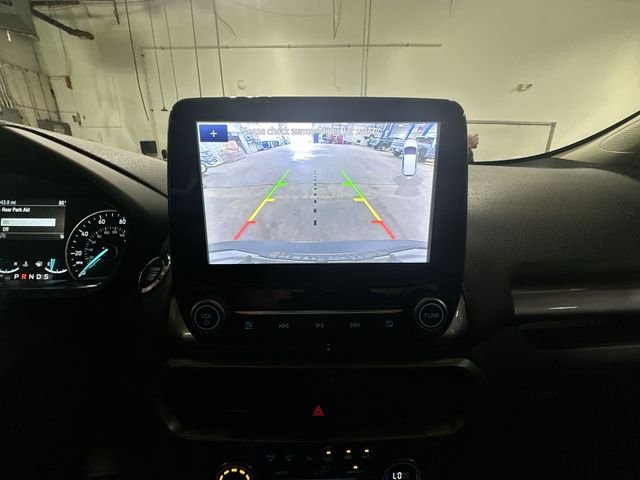 Used 2020 Silver Ford SE image 29