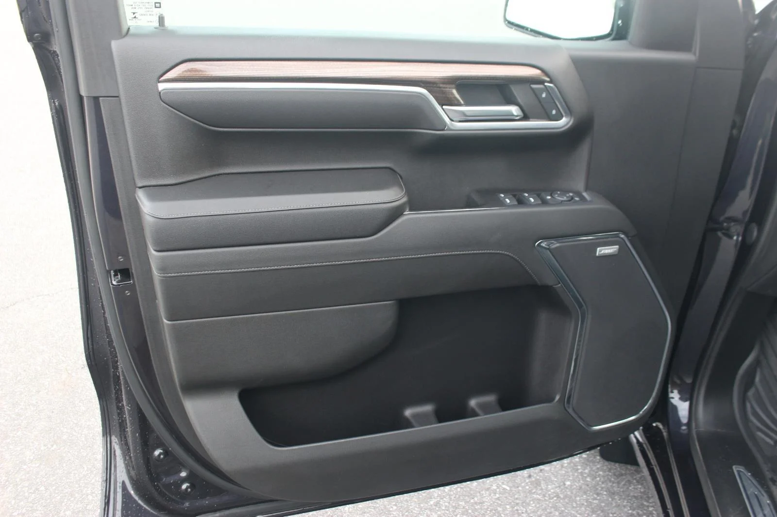Used 2022 Dark Ash Metallic Chevrolet RST image 14