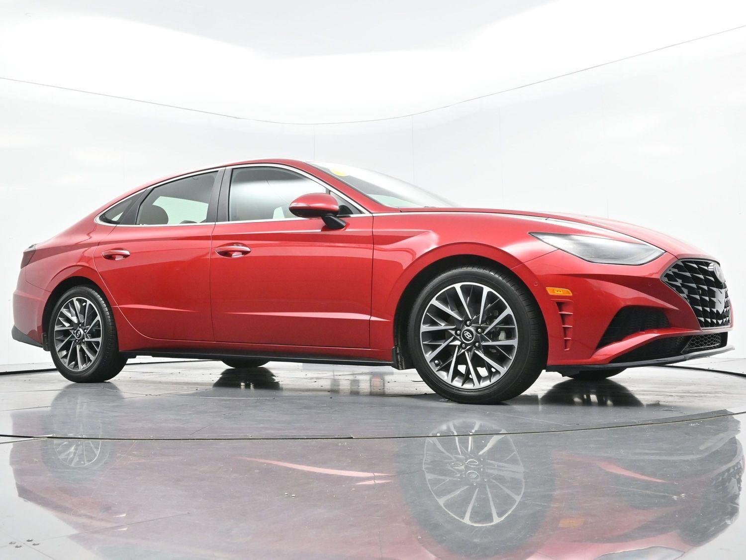 Used 2021 Calypso Red Hyundai Limited image 49