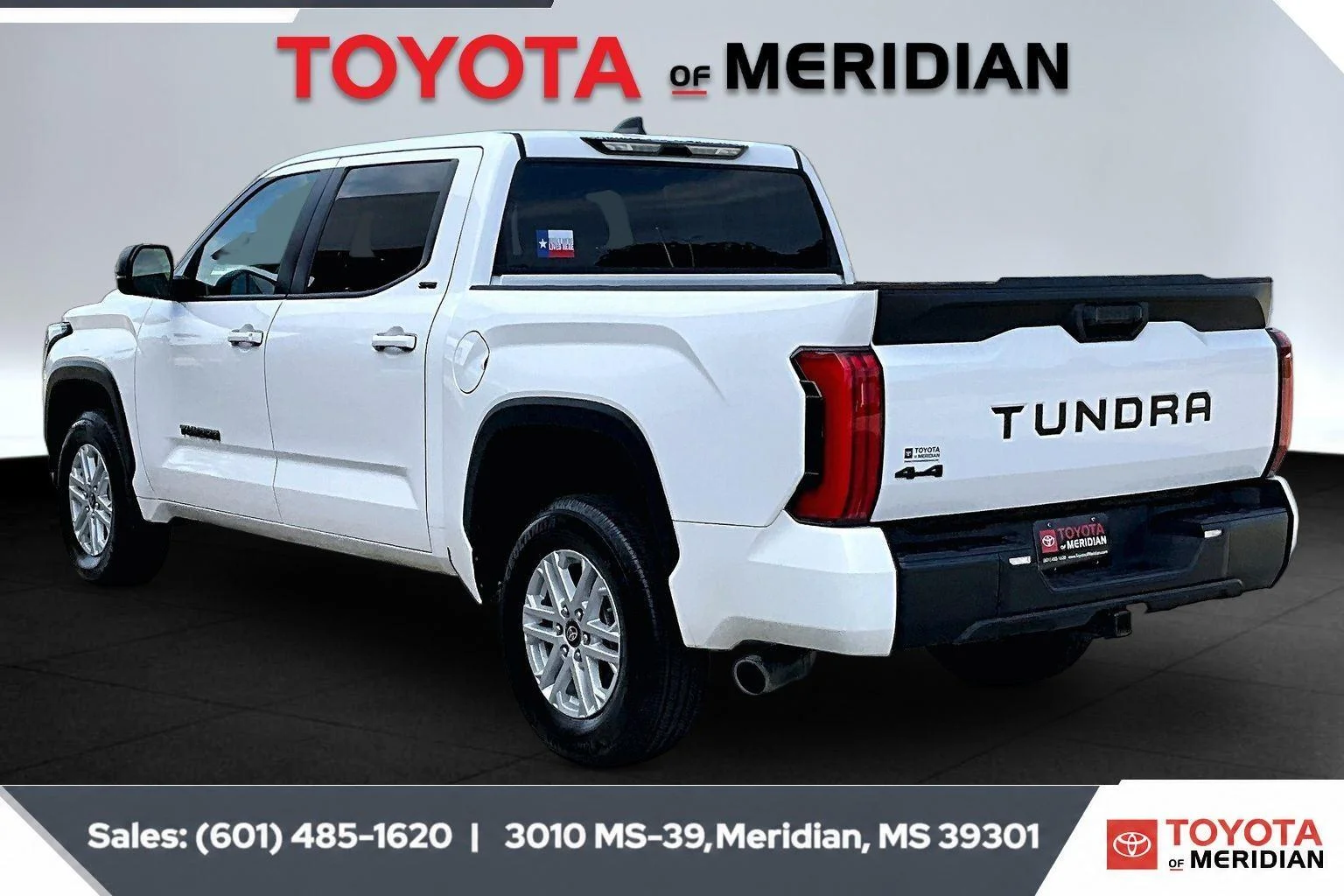 Used 2024 Ice Cap Toyota SR5 image 2