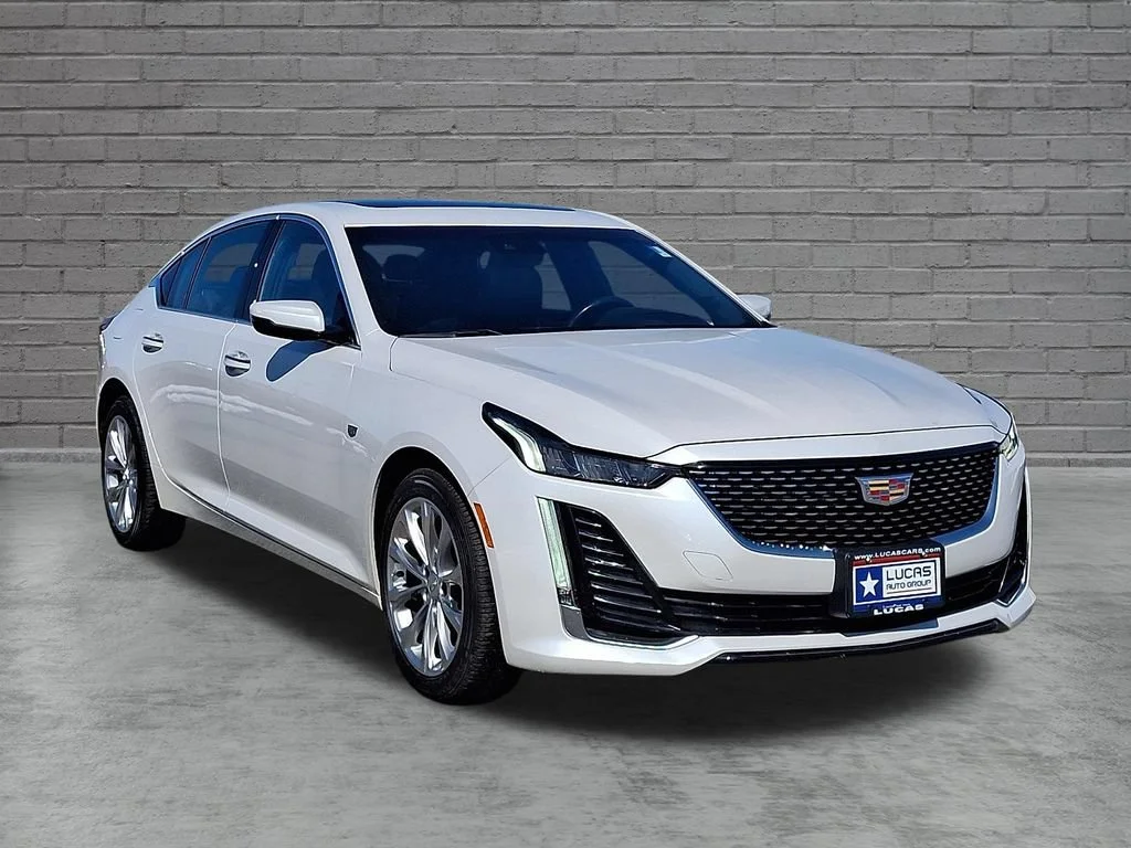 Used 2020 Crystal White Tricoat Cadillac Premium Luxury image 2