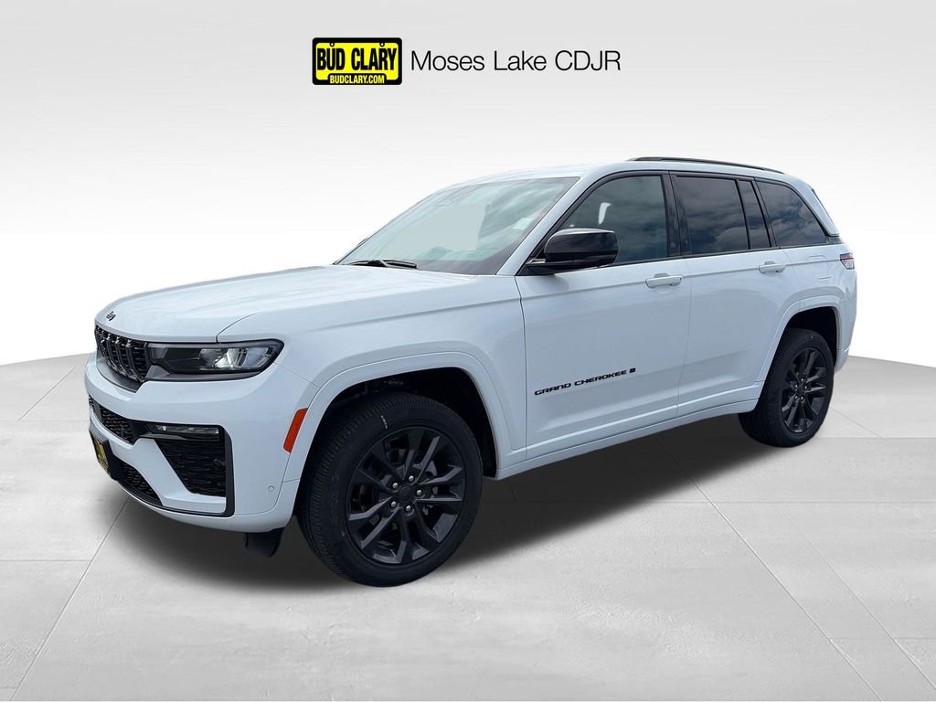 2026 Jeep Grand Cherokee Limited Reserve 4x4's photo