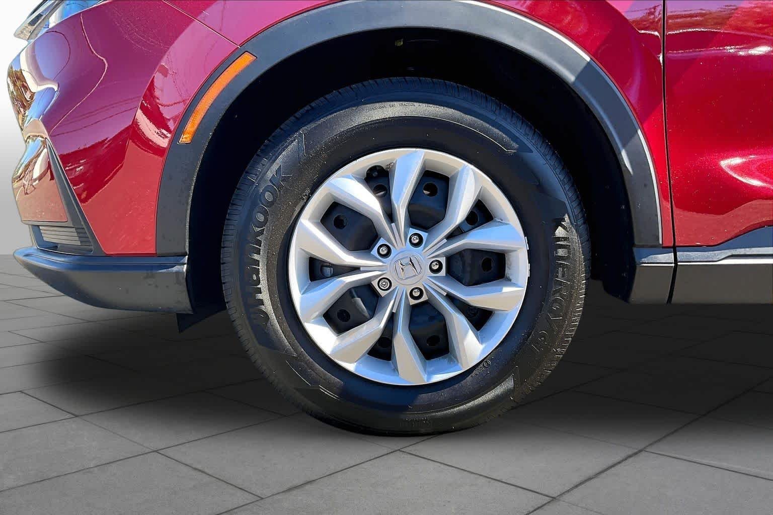 2026 Honda CR-V LX - Photo 10