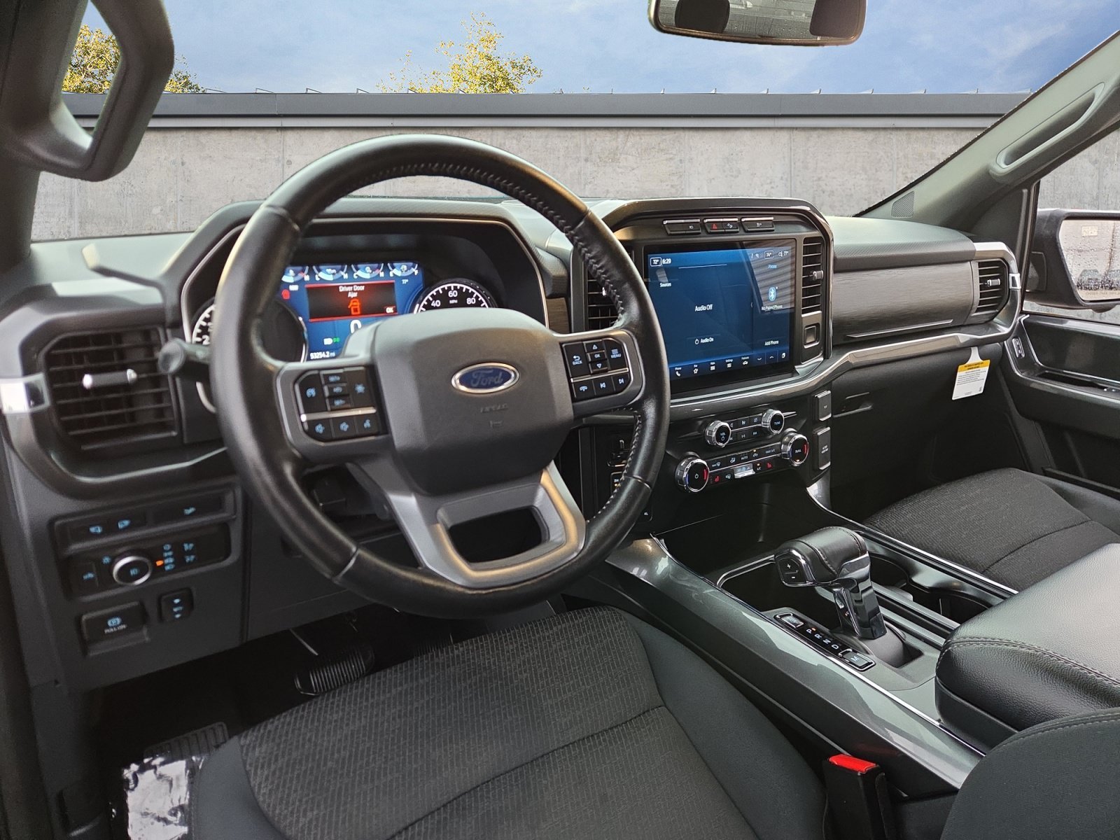 2022 Ford F-150 XLT - Photo 10