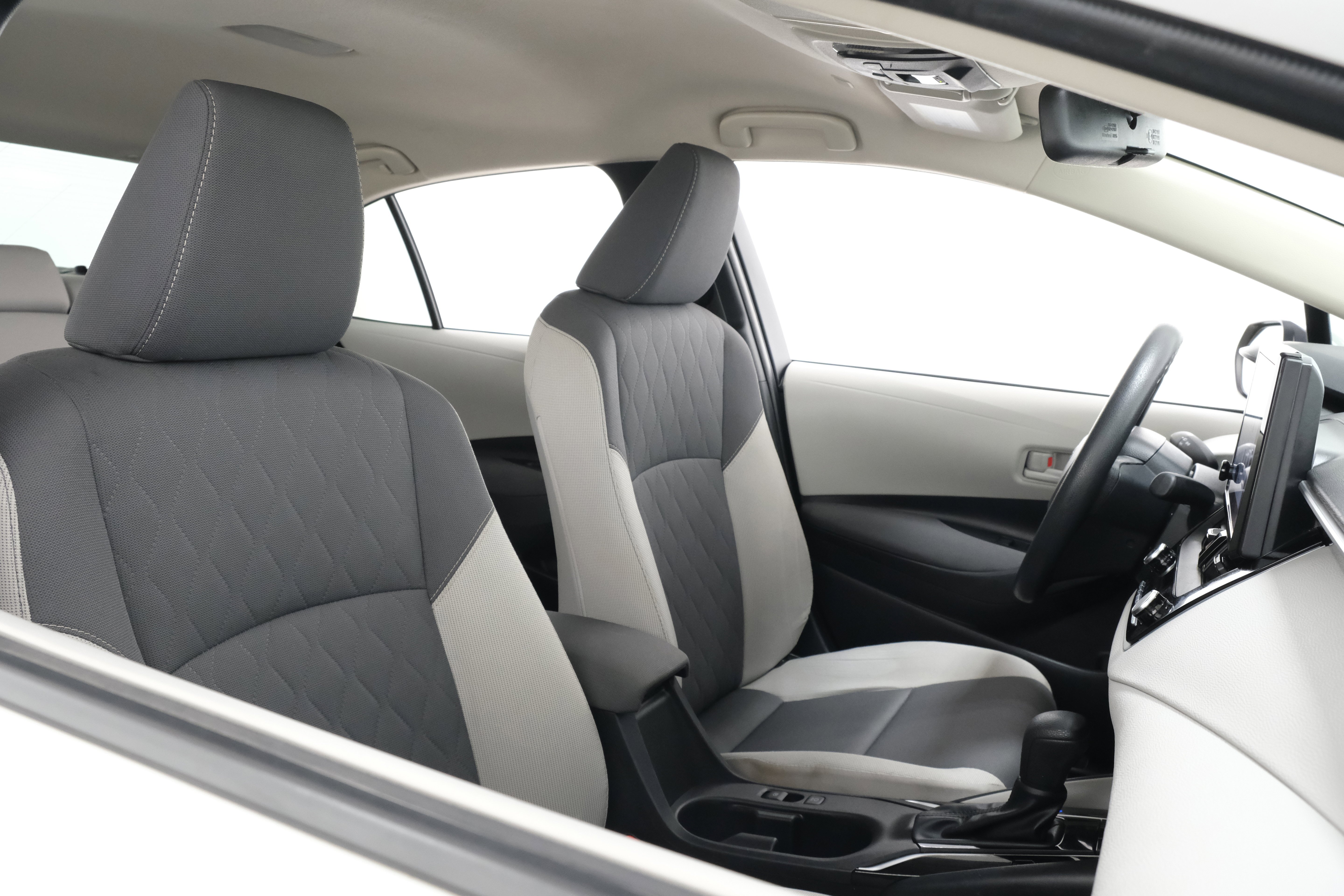 2024 Toyota Corolla LE - Photo 42