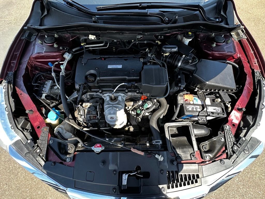 Used 2016  Honda LX image 15