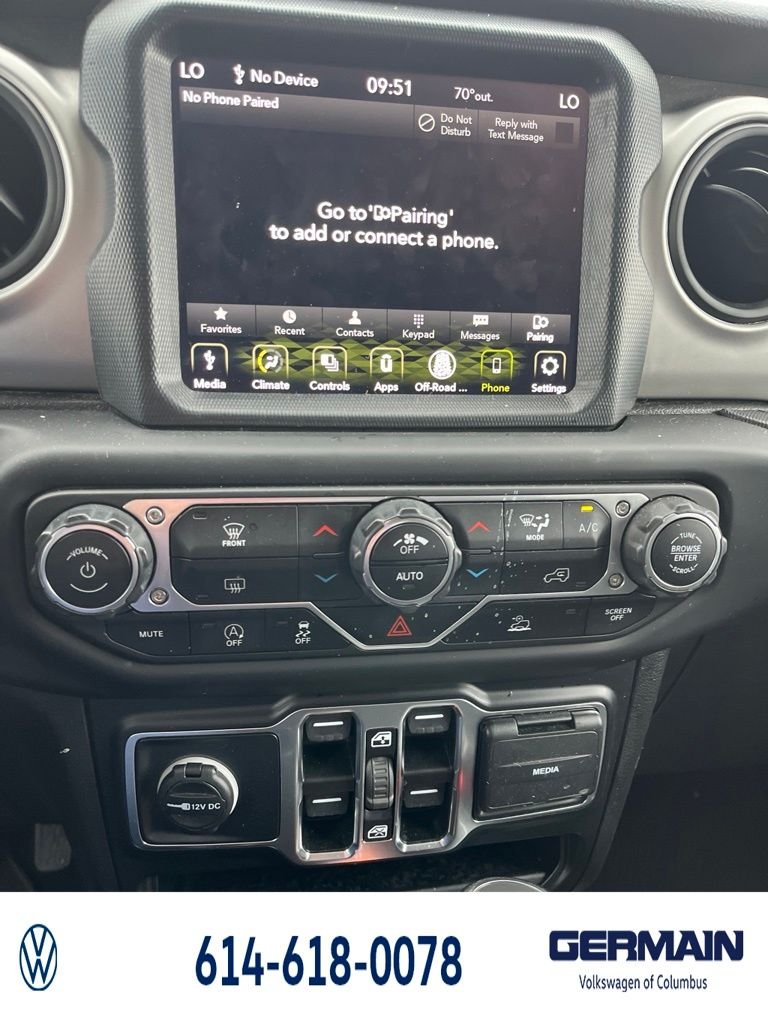 Used 2021 White Jeep Unlimited Sport image 24