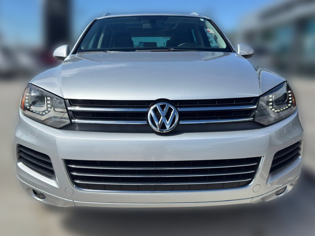 Used 2014 SILVER Volkswagen V6 Sport image 2
