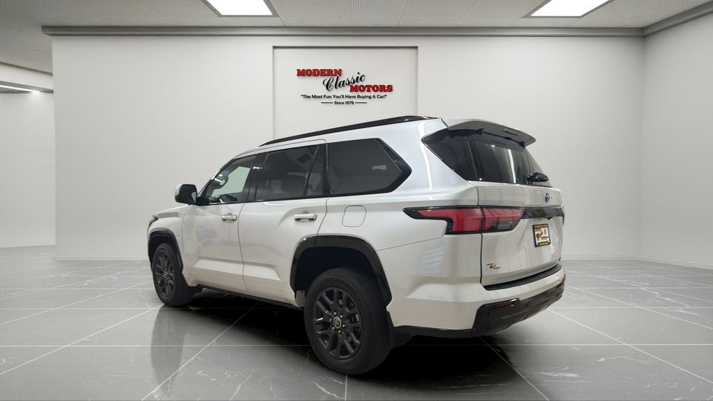 Used 2023 Beige Toyota Platinum image 3