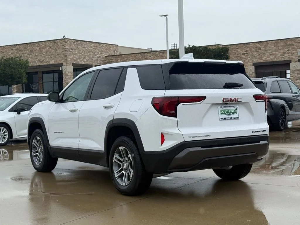 Used 2026 White GMC Elevation image 3