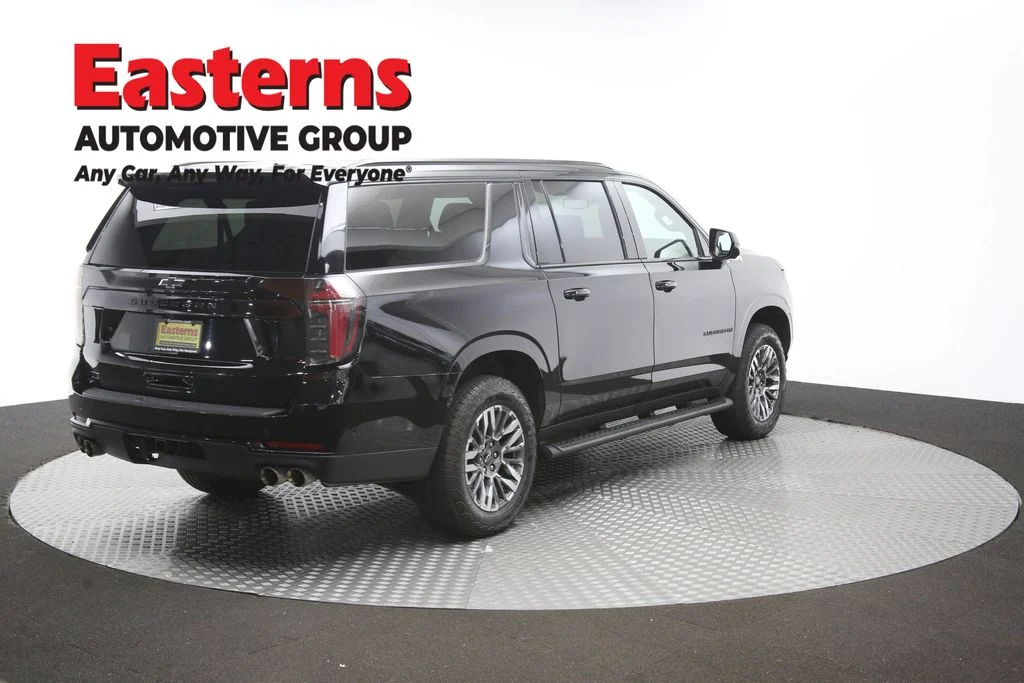 Used 2025 Black Chevrolet Z71 image 45