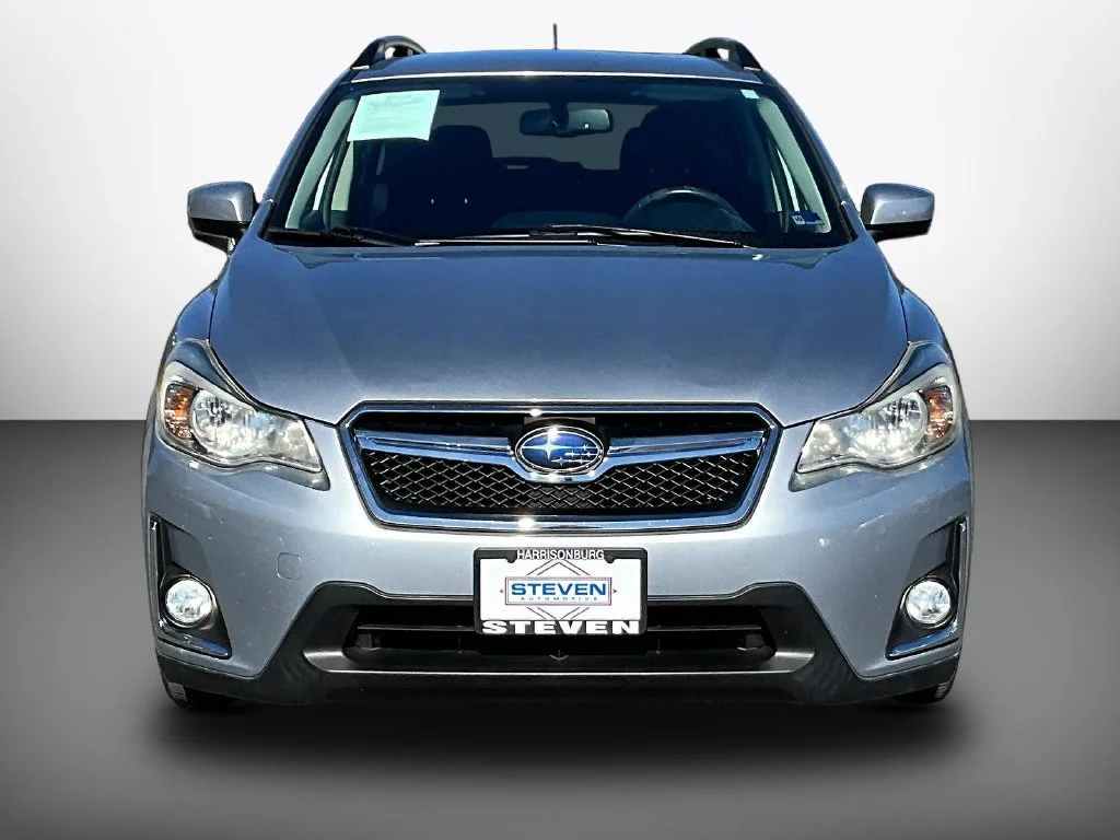Used 2016 Ice Silver Metallic Subaru 2.0i Premium image 2