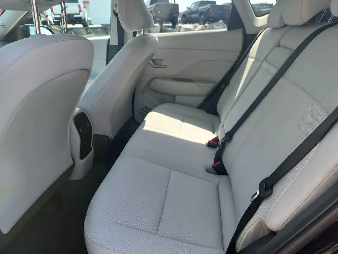 2025 Hyundai Kona SEL - Photo 14