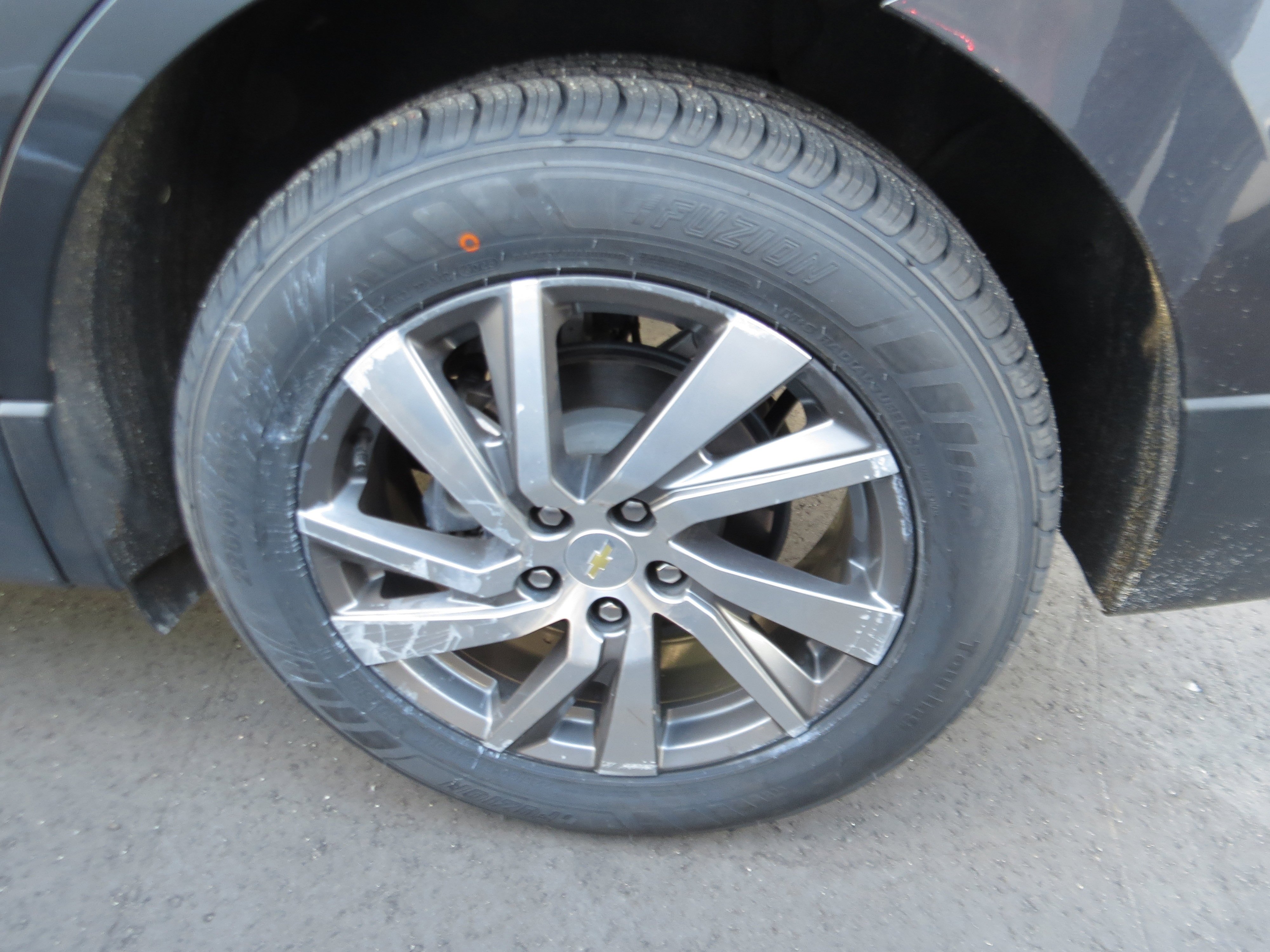 Used 2023 Iron Gray Metallic Chevrolet LT image 7