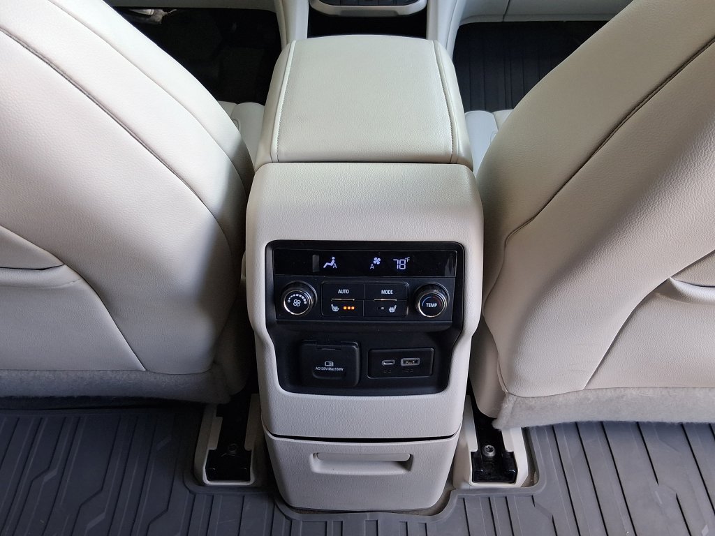 Used 2021 SATIN STEEL METALLIC GMC Denali image 24