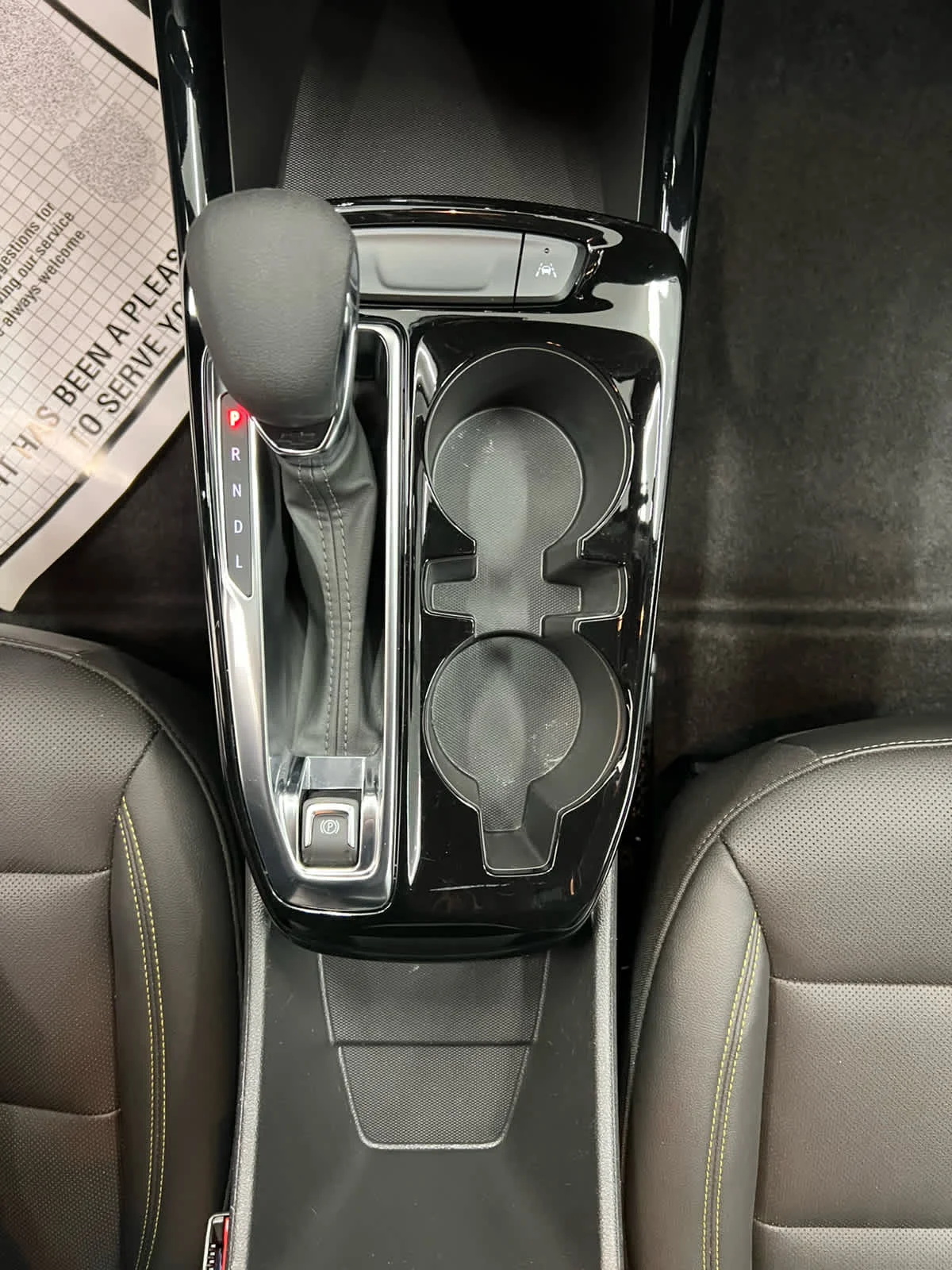 Used 2024 Summit White Chevrolet ACTIV image 23