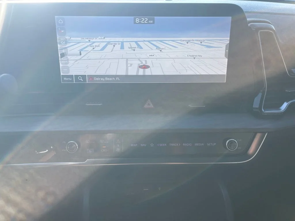 Used 2023 Gray Kia X-Line image 7