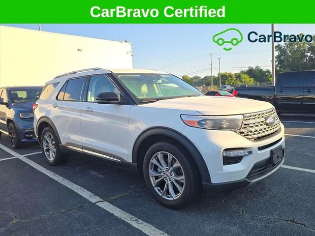 Used 2023 White Ford Limited image 1
