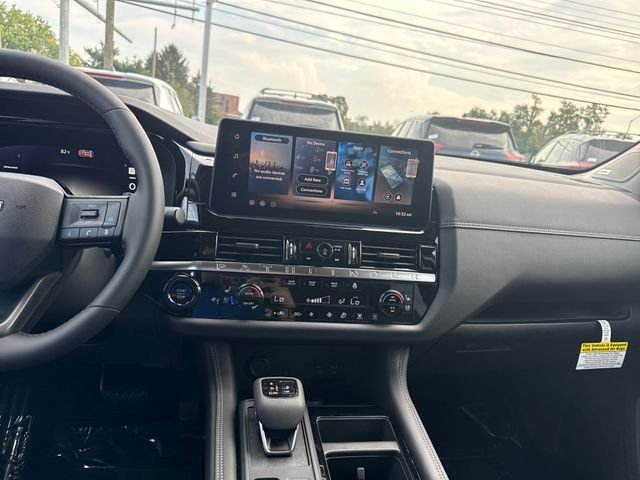 New 2026 Green Nissan Platinum image 20