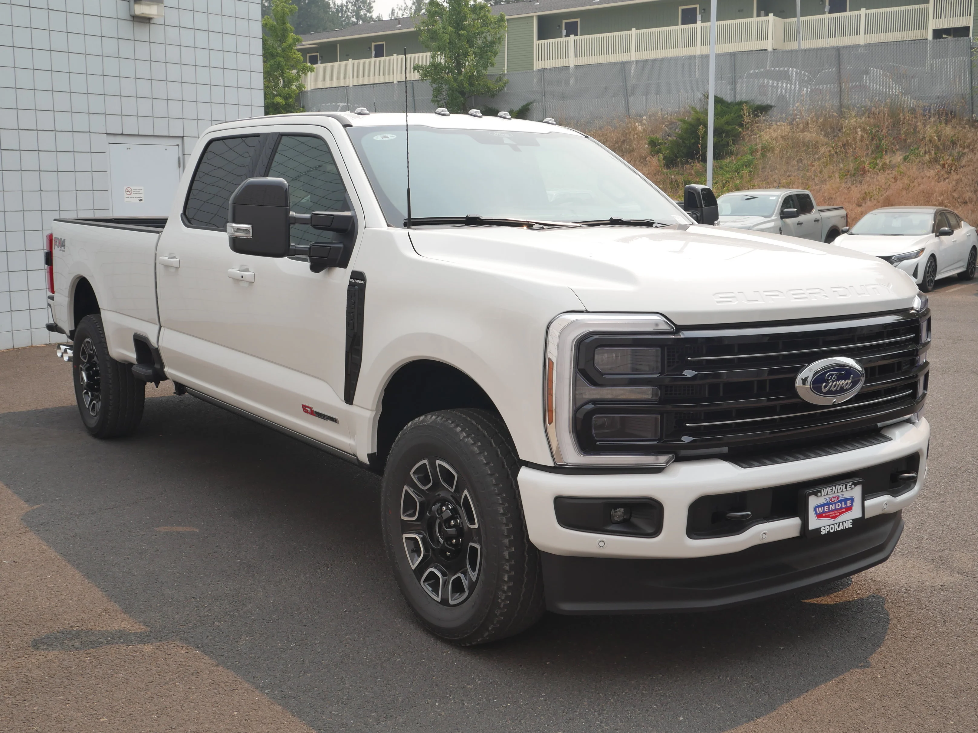 New 2026 Star White Metallic Tri-Coat Ford Platinum image 38