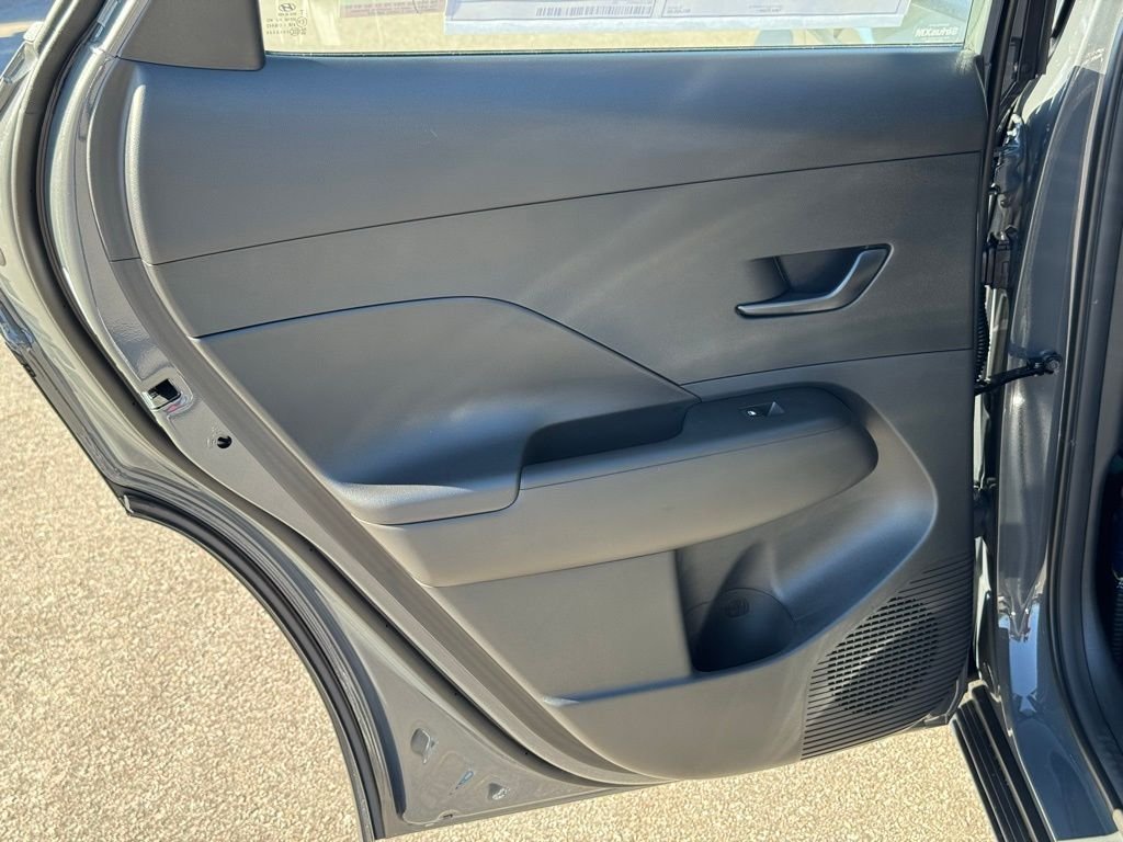 2026 Hyundai Kona SE - Photo 14