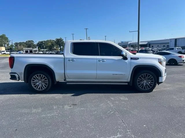 Used 2019 WHITE FROST TRICOAT GMC Denali image 5