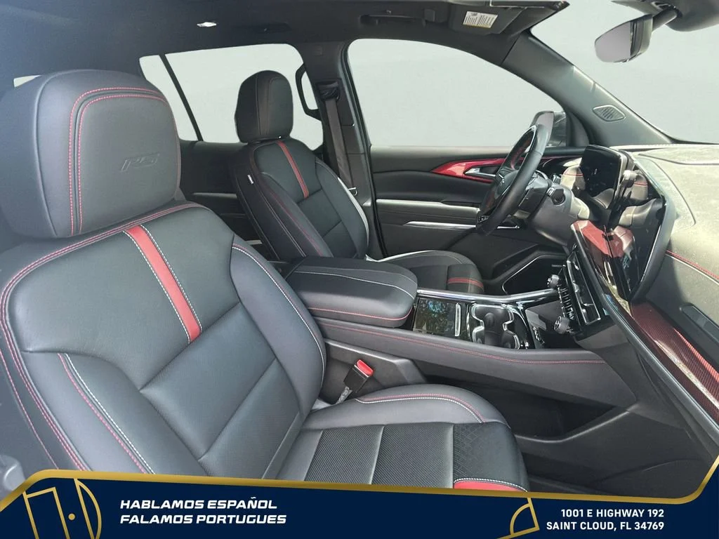 Used 2024 Iridescent Pearl Tricoat Chevrolet RS image 28