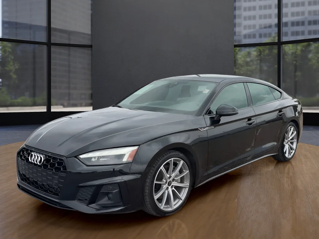 Used 2025 White Audi  image 1