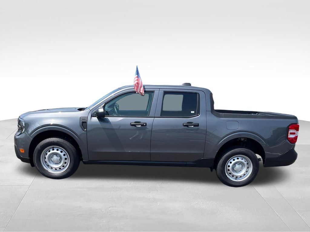 New 2026 Gray Ford XL image 2