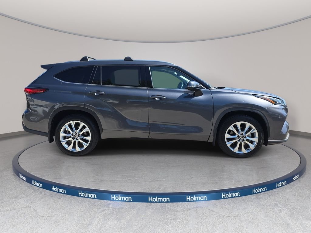 Used 2021 Gray Toyota Limited image 5