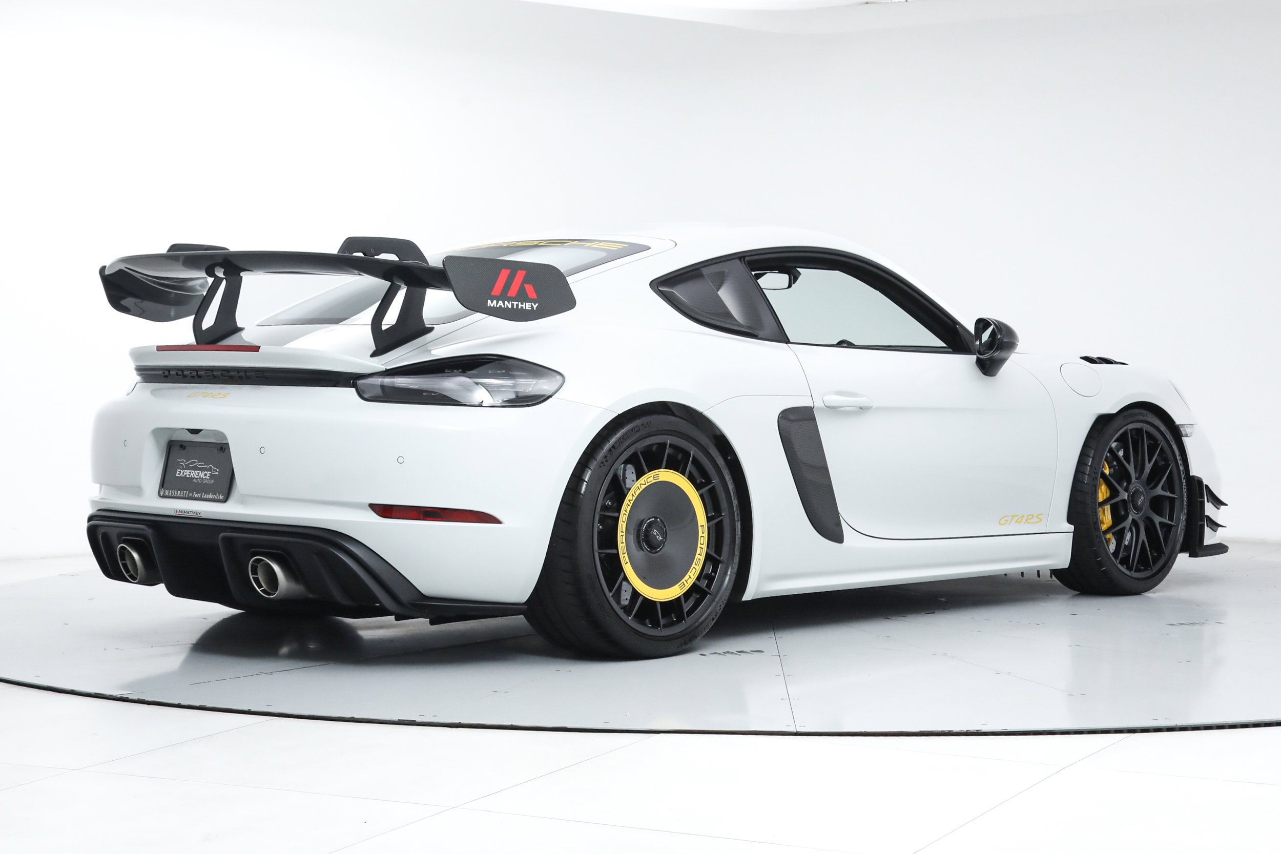 Used 2025 White Porsche GT4 RS Coupe image 5